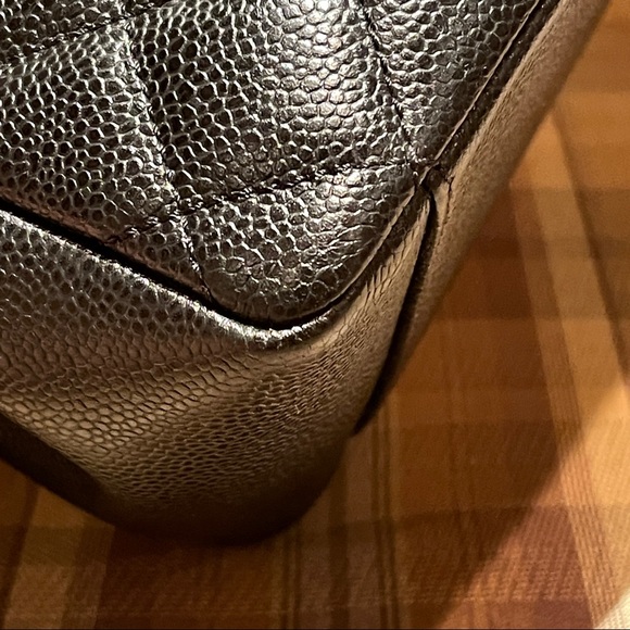 Chanel Black Caviar Grand Shopping Tote - Picture 6 of 16